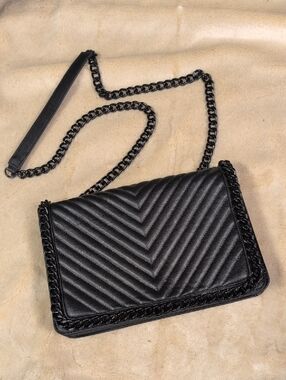 Aldo Black Quilted Chevron Crossbody with Chain Accent
